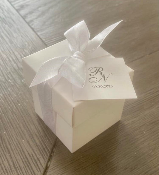 Bomboniere Box with Ribbon and includes personalized Tag